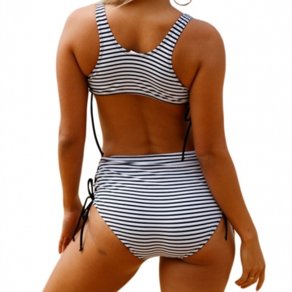 Black White Swimsuit Striped 2 Piece Swimwear XL - Picture 3 of 7